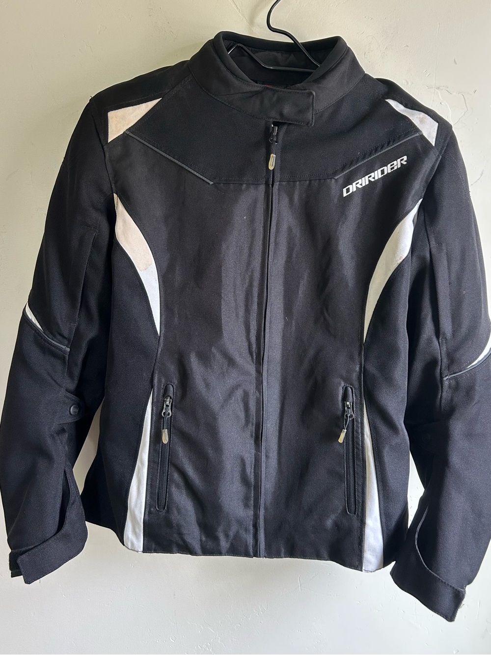▶️ Dririder Women’s Waterproof Motorcycle Jacket CE Armor Black White 40 M